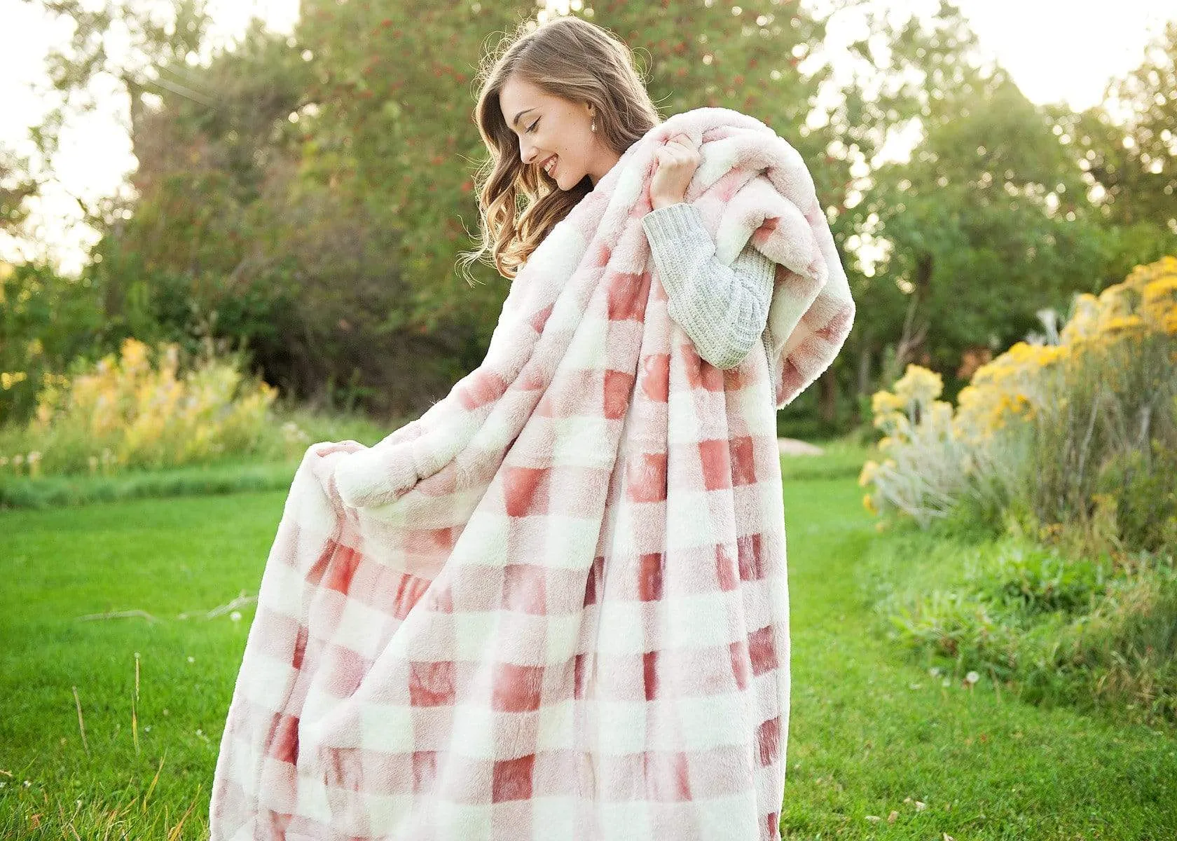 Buffalo Check Blush Blanket