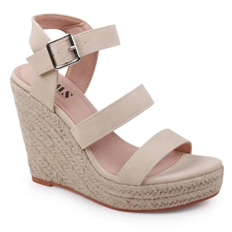 Dream a Little Dream Wedge Sandals in Natural