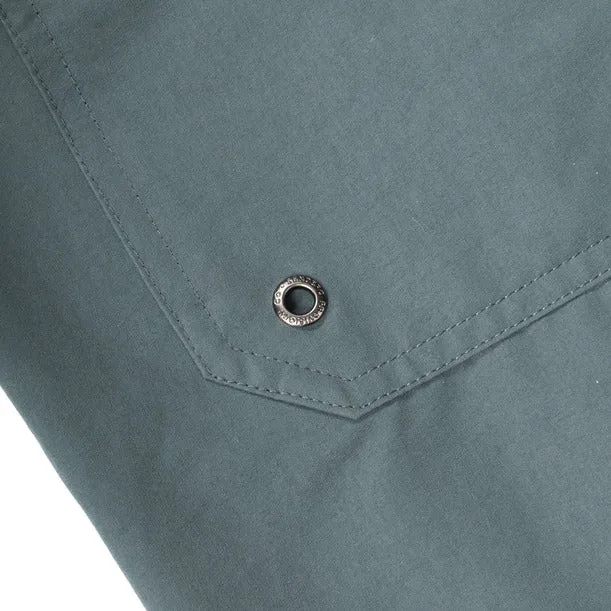 Sendero Provisions Bajada Hybrid Short in Slate Gray