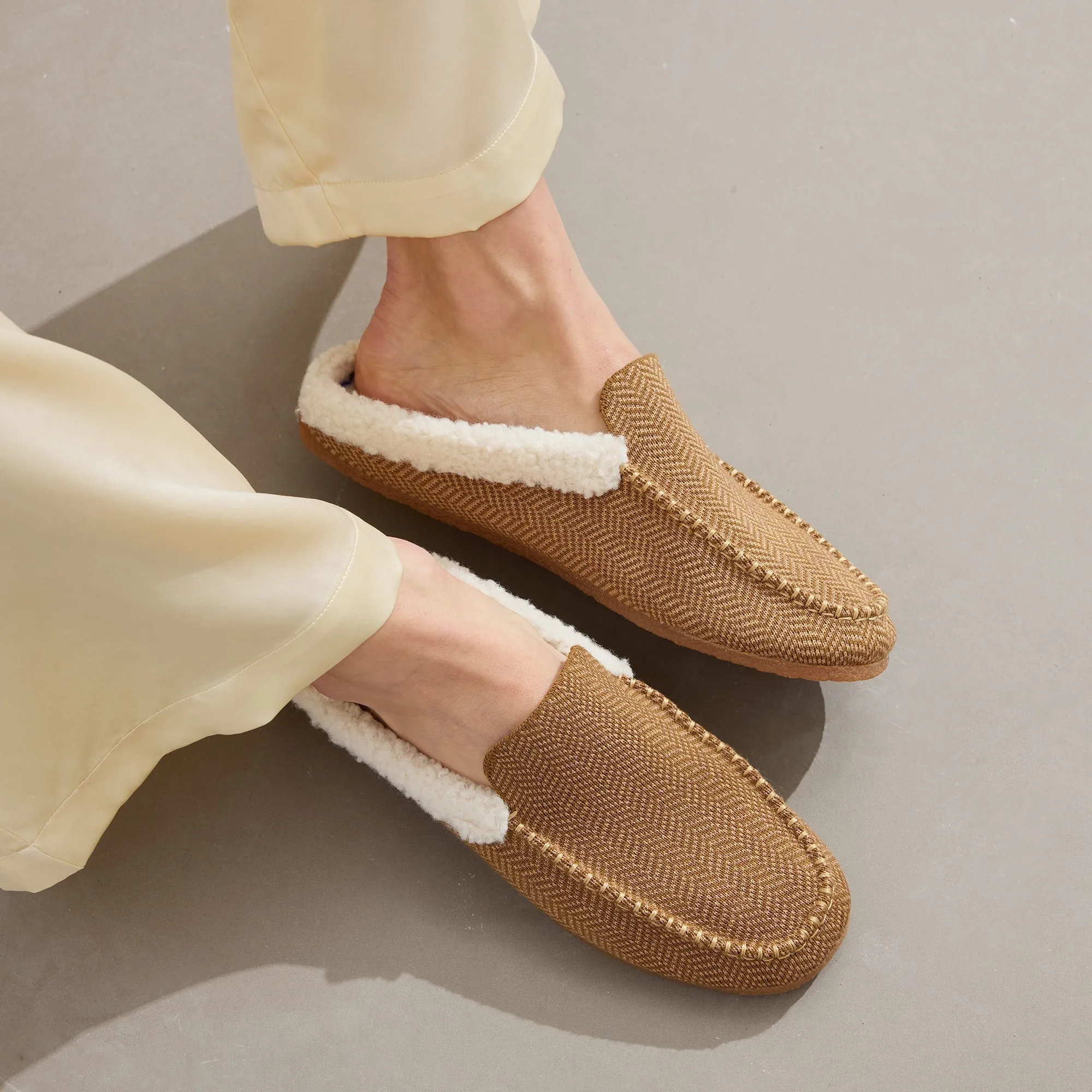 The Scuff Slipper - Caramel Herringbone