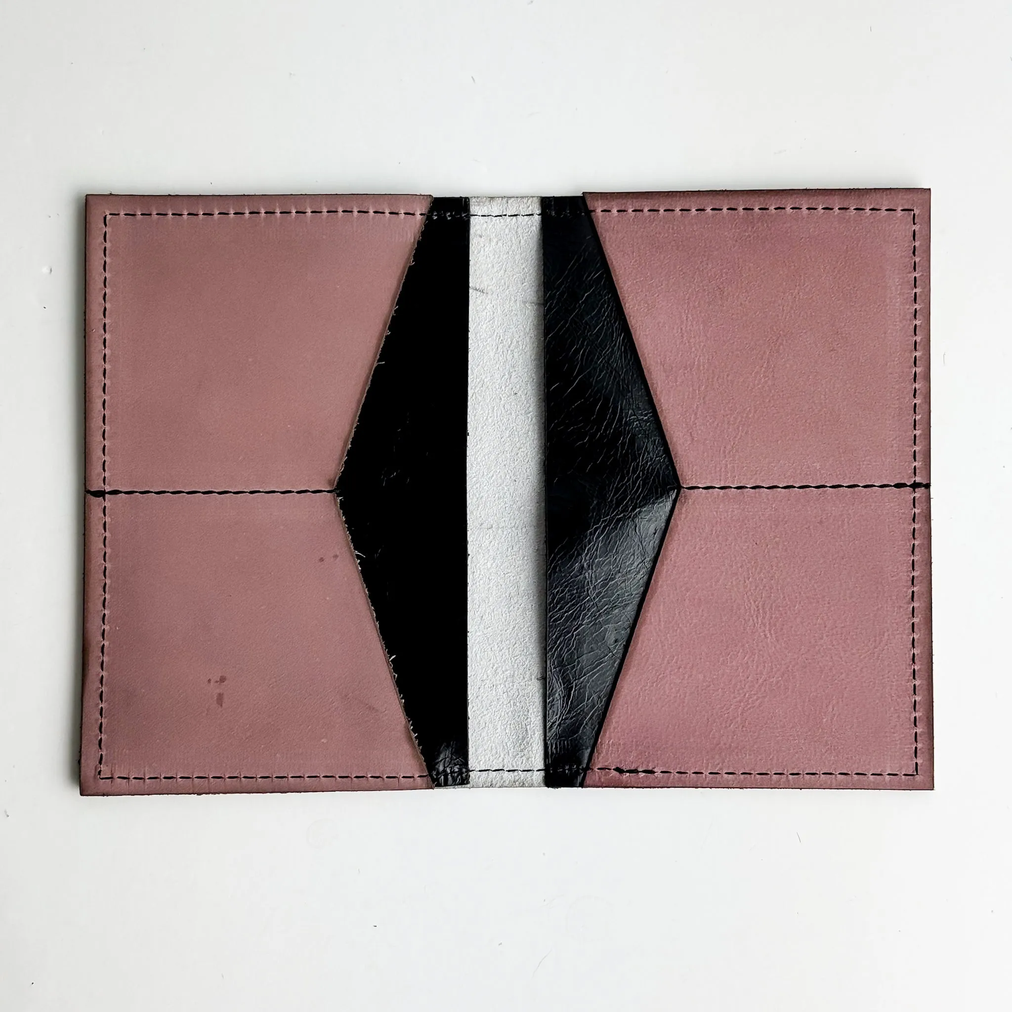 Urban Edge Collection | Capsule Wallet | Champagne Steel