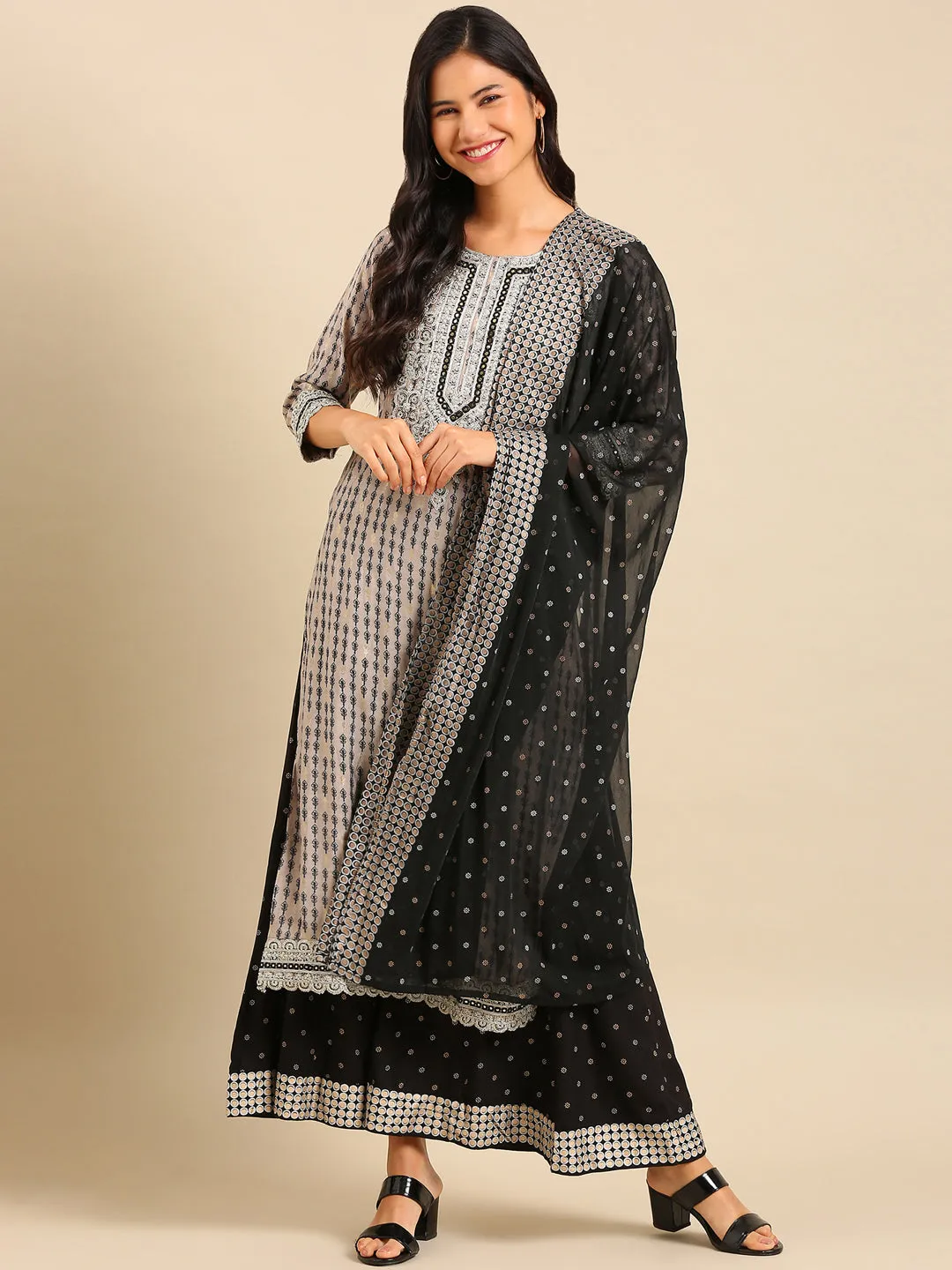 Women Graphic Grey Straight Kurta Set with Dupatta